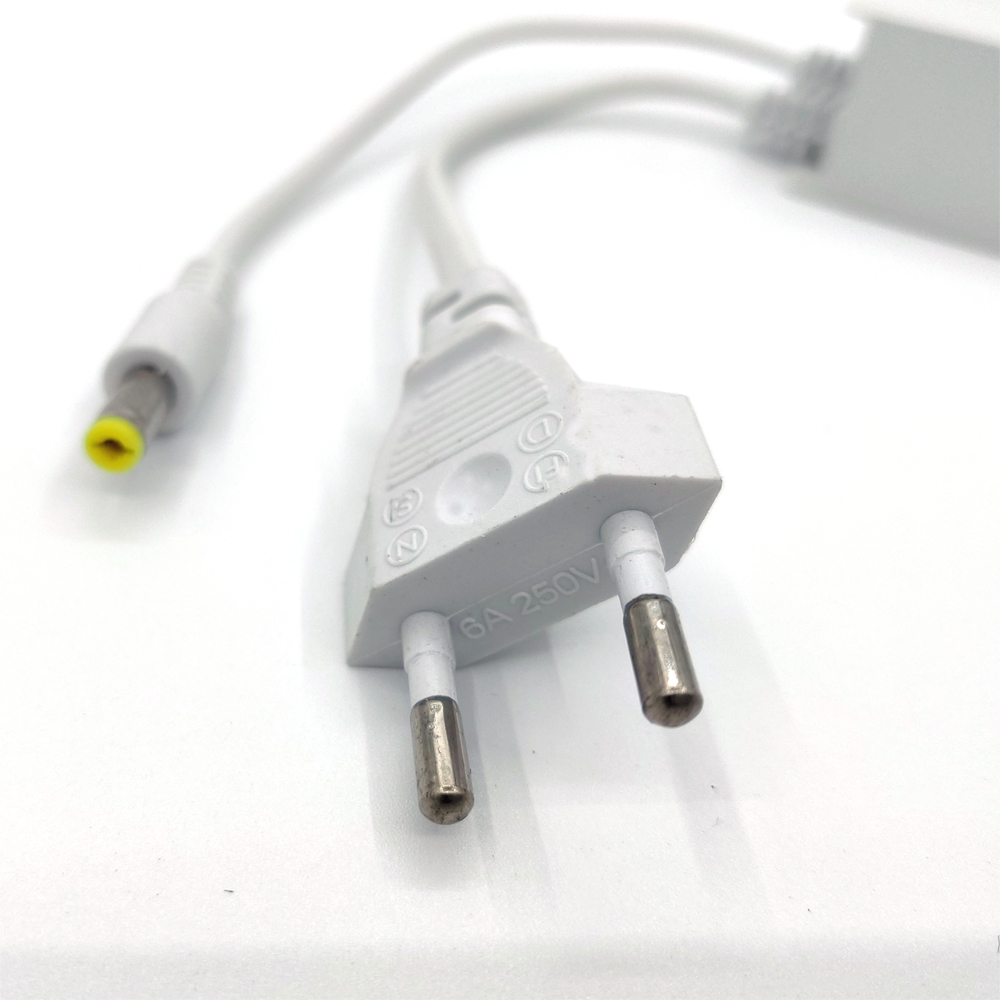 Blanc AC 100-240V entrée DC 12 - Ac Outdoor Power avis et prix